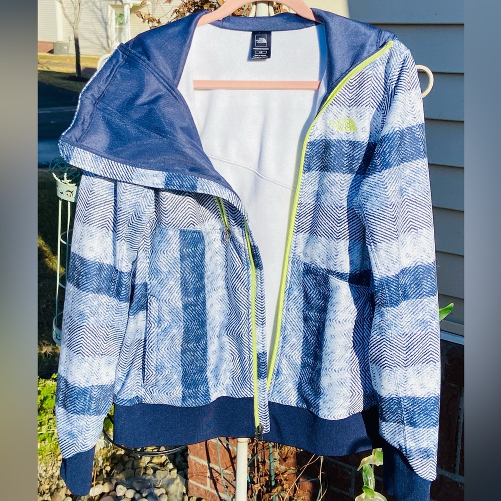 🔥😎North Face Sz-L VGUC Asymmetrical- Zip Women's Spring/Fall Hoodie, Sooo Comfy - Picture 8 of 16